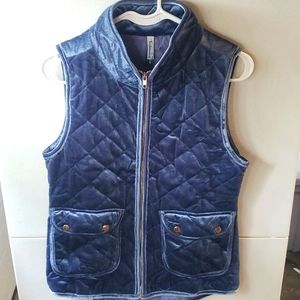 Fashionomics Velvet Vest